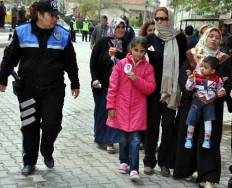 Şehit polis Ali Karakış son yolculuğuna uğurlandı - Resim 4