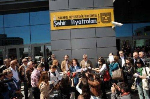 Şehir tiyatrolarında repertuar isyanı - Resim 1
