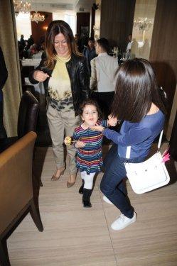 Mustafa Sarıgül torunu ile