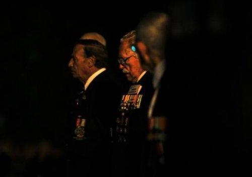 Eski düşmanlar Çanakkale'de dost oldu - Resim 25