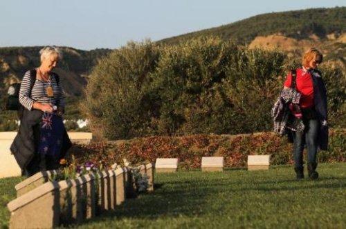 Eski düşmanlar Çanakkale'de dost oldu - Resim 16