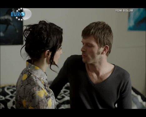 Kıvanç Tatlıtuğ ve Merve Boluğur yatağa girdi - Resim 17
