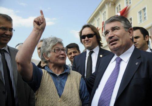 Bakan Şahin'in vatandaşla ilginç diyaloğu - Resim 5