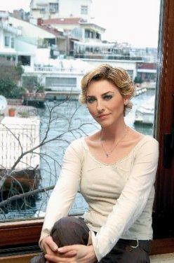 Ece Uslu hastanede - Resim 5