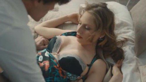 Okan Bayülgen'in eşi Şirin seksi video paylaştı