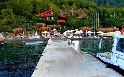 Dünyaca ünlü modelin babası Türk çıktı