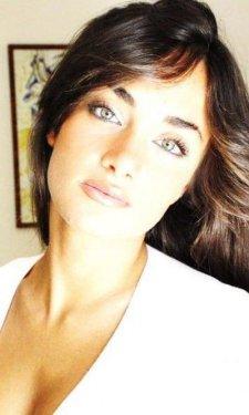 Denise Capezza (Uçurum dizisi) - Resim 6