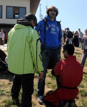 Erdal Beşikçioğlu yamaç paraşütü yaptı - Resim 4