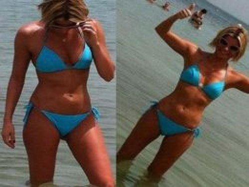 Sezonun ilk bikinili fotoğrafı Ece Vahapoğlu'ndan - Resim 1