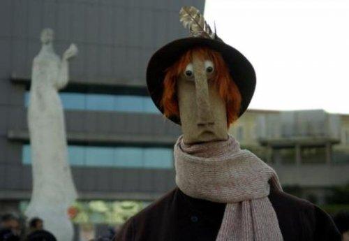 Tiyatrocular eylemde