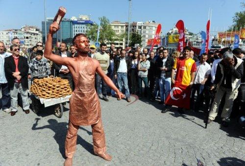 İstanbul'da 1 Mayıs 2012 - Resim 34