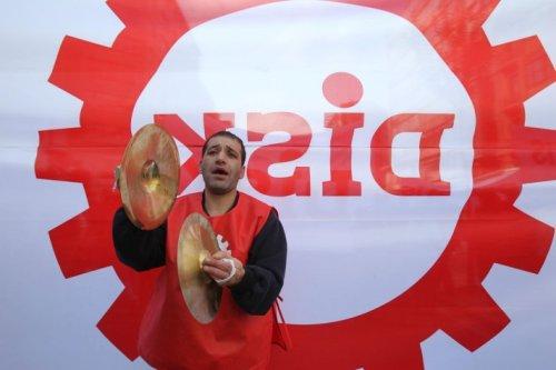 İstanbul'da 1 Mayıs 2012 - Resim 31