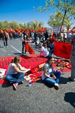 Başka bir 1 Mayıs - Resim 17