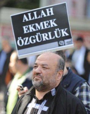 1 Mayıs pankartları