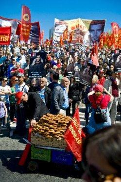 Başka bir 1 Mayıs - Resim 7