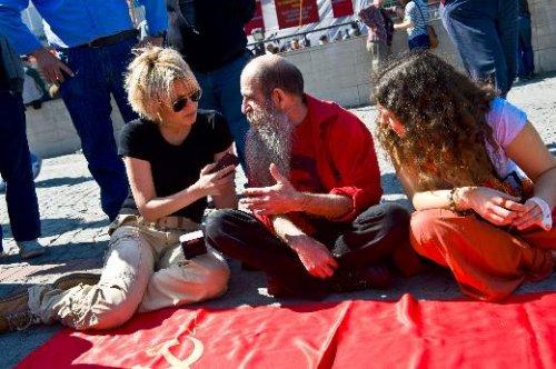 Başka bir 1 Mayıs - Resim 4