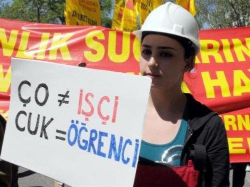 1 Mayıs pankartları