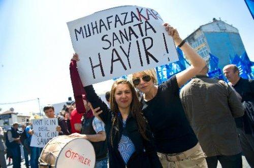 Başka bir 1 Mayıs - Resim 23