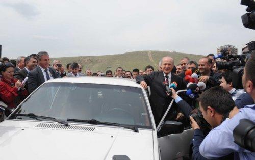 Devlet Bahçeli açılışa özel arabasıyla geldi - Resim 4