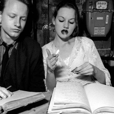 Fotoğraflarla bir kadının 37 yılı