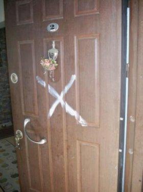 Alevilerin evlerine korkutan işaretler