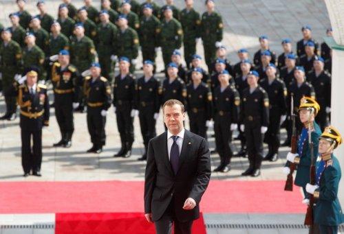 Putin başkanlık koltuğuna oturdu - Resim 1