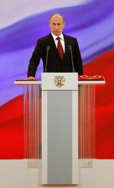 Putin başkanlık koltuğuna oturdu - Resim 26