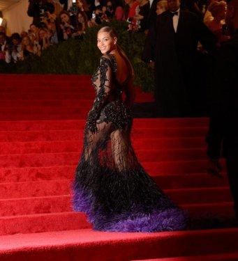 Beyonce transparanıyla büyüledi - Resim 3