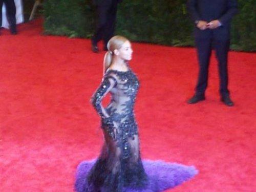 Beyonce transparanıyla büyüledi - Resim 6