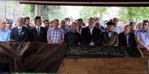Yönetmen Seyfi Teoman'ın cenazesi