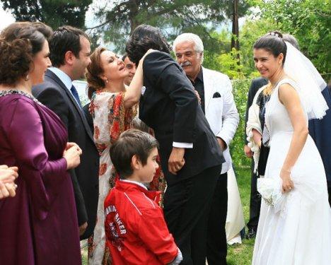 Fatmagül ve Kerim gerdeğe girdi