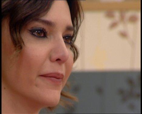 Hande Ataizi'nin gözyaşları - Resim 5
