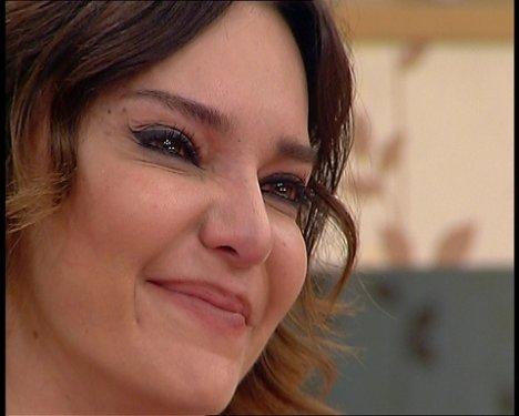 Hande Ataizi'nin gözyaşları - Resim 3