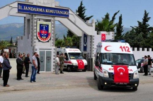 Şehitler için Hatay'da tören