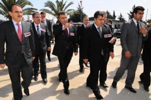 Şehitler için Hatay'da tören