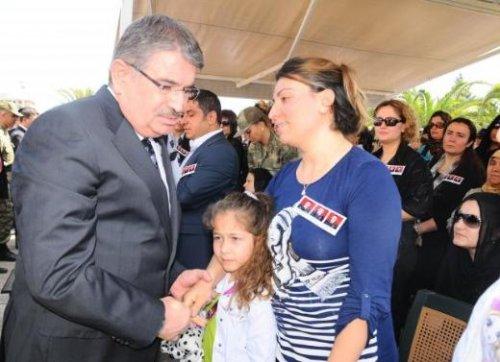 Şehitler için Hatay'da tören