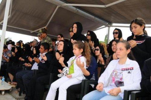 Şehitler için Hatay'da tören