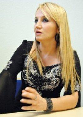 Pınar Sağ fotoğrafları - Resim 7