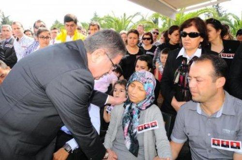 Şehitler için Hatay'da tören