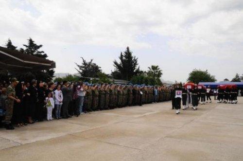Şehitler için Hatay'da tören