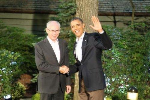 G8 Zirvesi'nde espiriler havada uçuştu