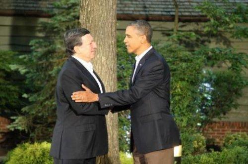 G8 Zirvesi'nde espiriler havada uçuştu