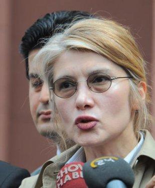 CHP'nin en sıra dışı vekili Emine Ülke Tarhan - Resim 4