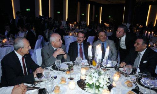İktidar ve muhalefet aynı düğünde  - Resim 6
