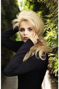 Tuğçe Kazaz'dan yeni proje yeni saç