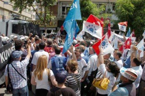 Memur eylemine polis müdahalesi - Resim 3