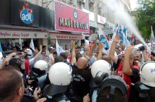 Memur eylemine polis müdahalesi - Resim 2