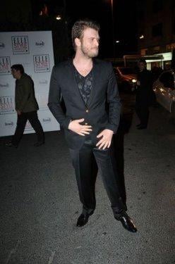 Azra Akın - Kıvanç Tatlıtuğ