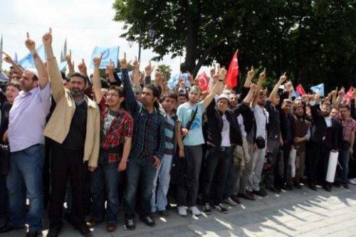 Ayasofya'da öğle namazı - Resim 13