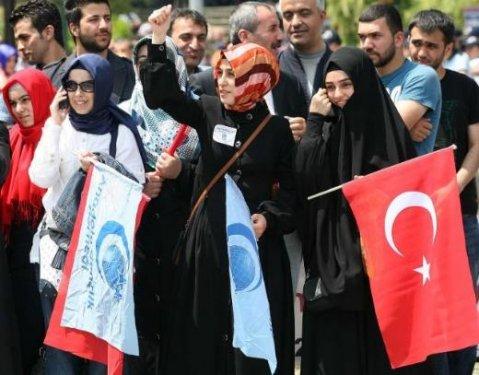 Ayasofya'da öğle namazı - Resim 15